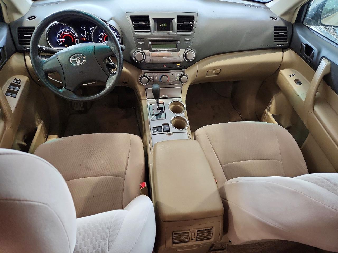 Toyota Highlander Base