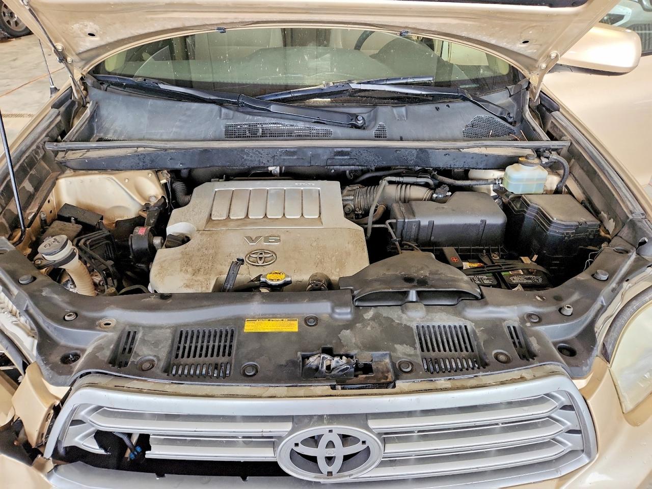 Toyota Highlander Base