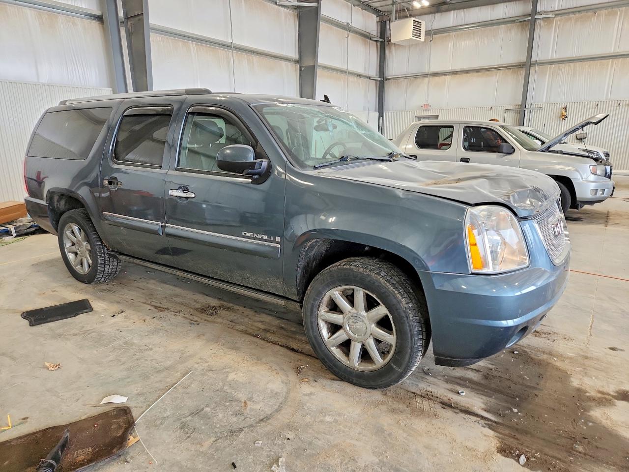 GMC Yukon Denali