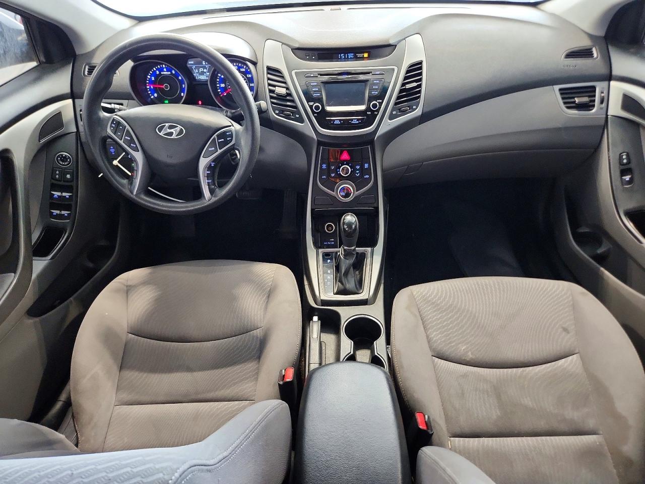 Hyundai ELANTRA Se
