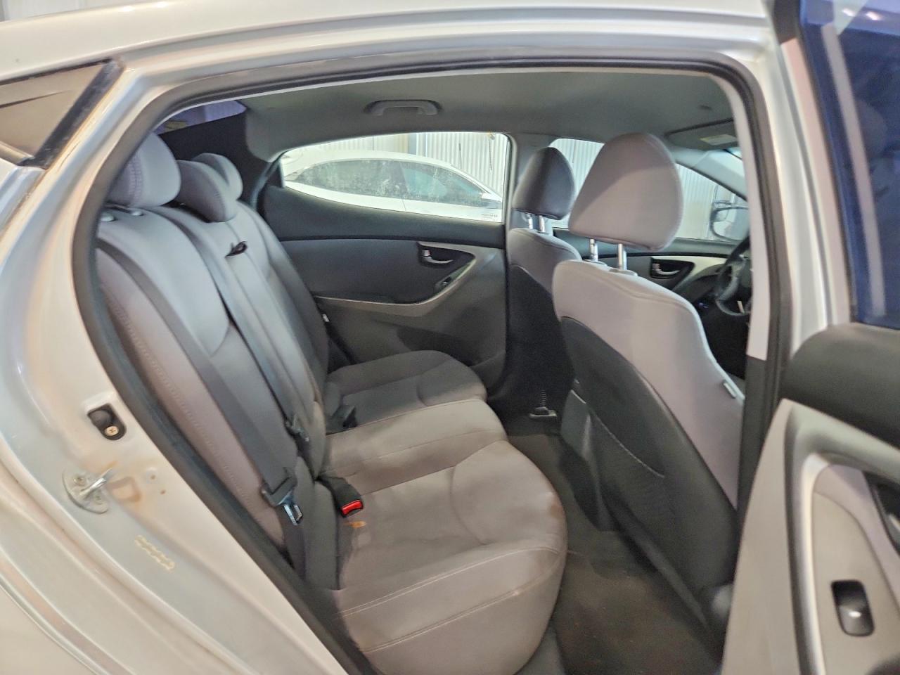 Hyundai ELANTRA Se