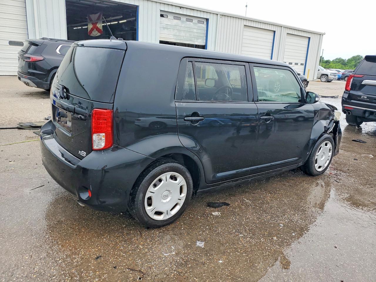 Scion xB Base