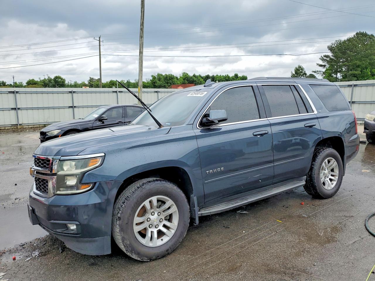 Salvage Chevrolet Tahoe Image