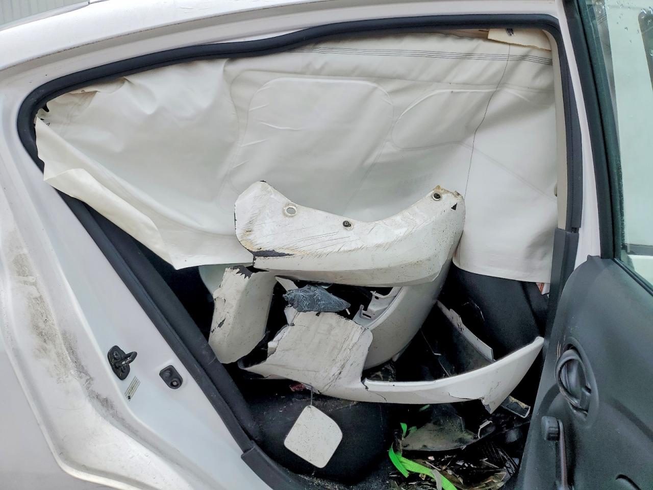 Nissan Versa S Plus
