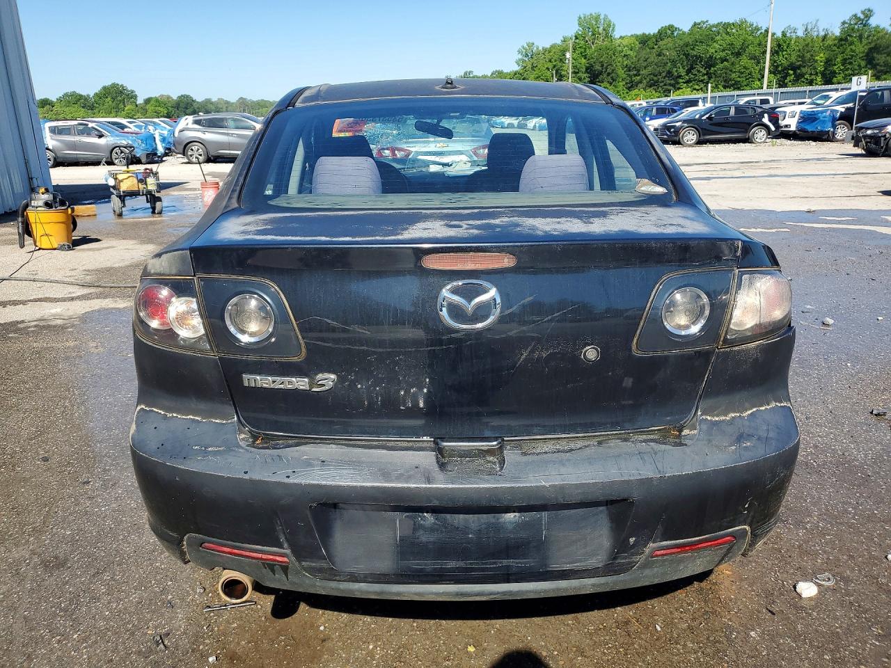 Mazda 3 I