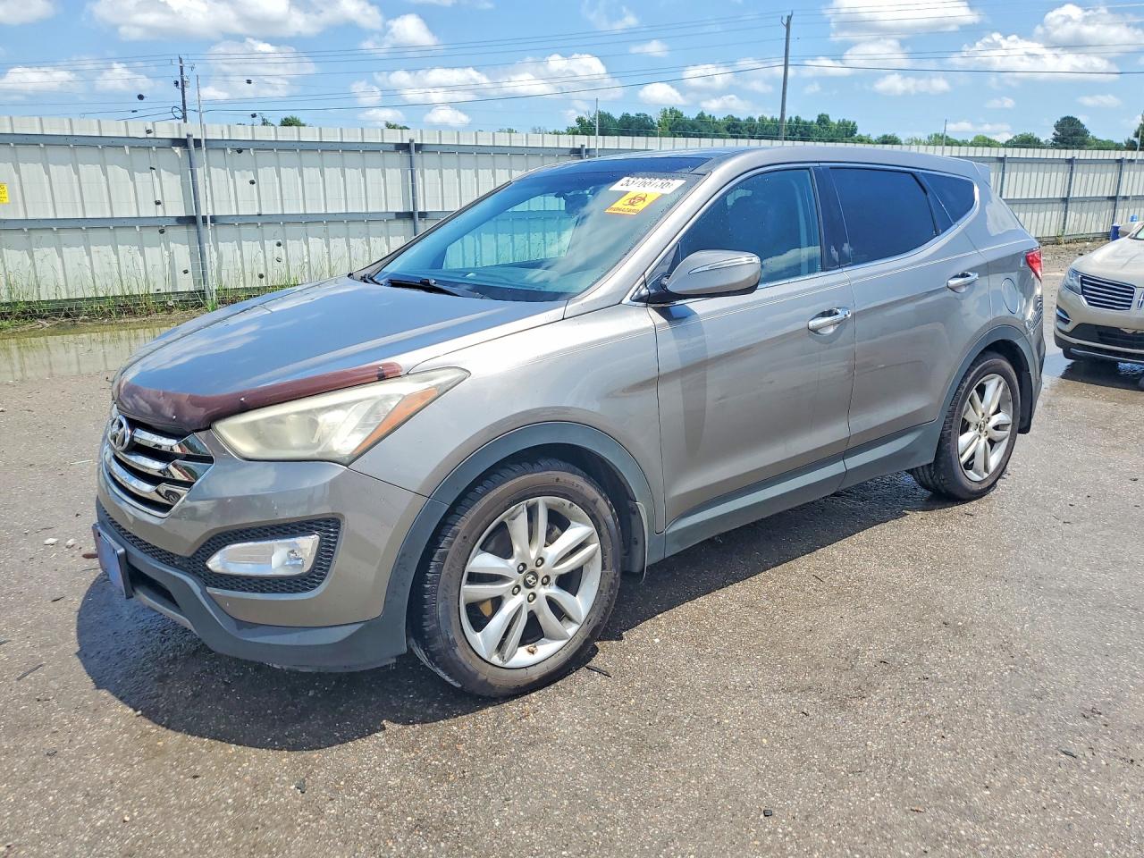 Salvage Hyundai SANTA FE Image