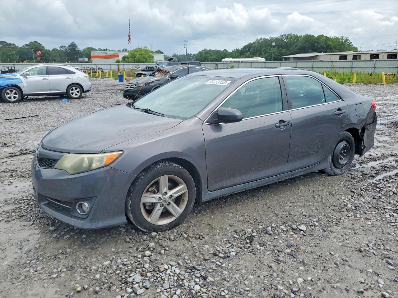 Salvage Toyota Camry Image