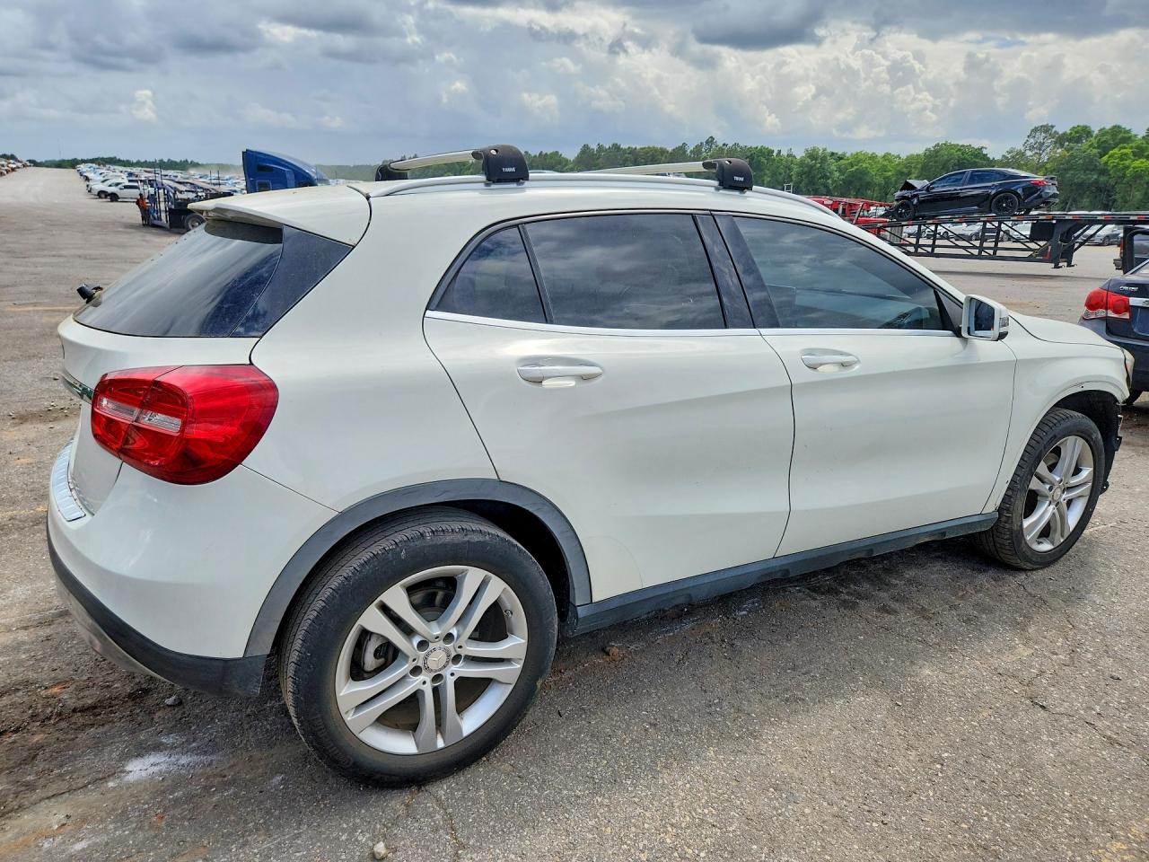 Mercedes-Benz GLA 250