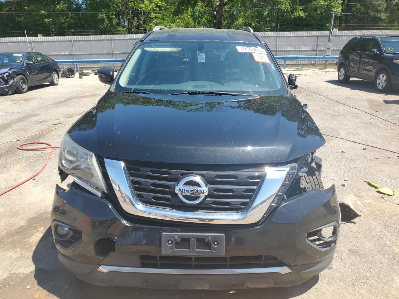 Nissan Pathfinder S