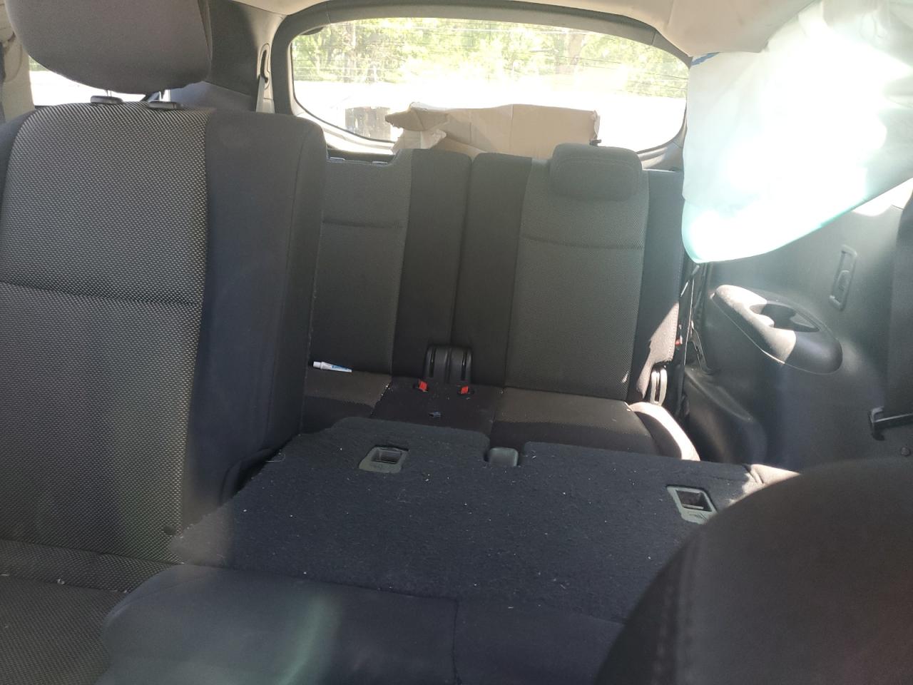 Nissan Pathfinder S