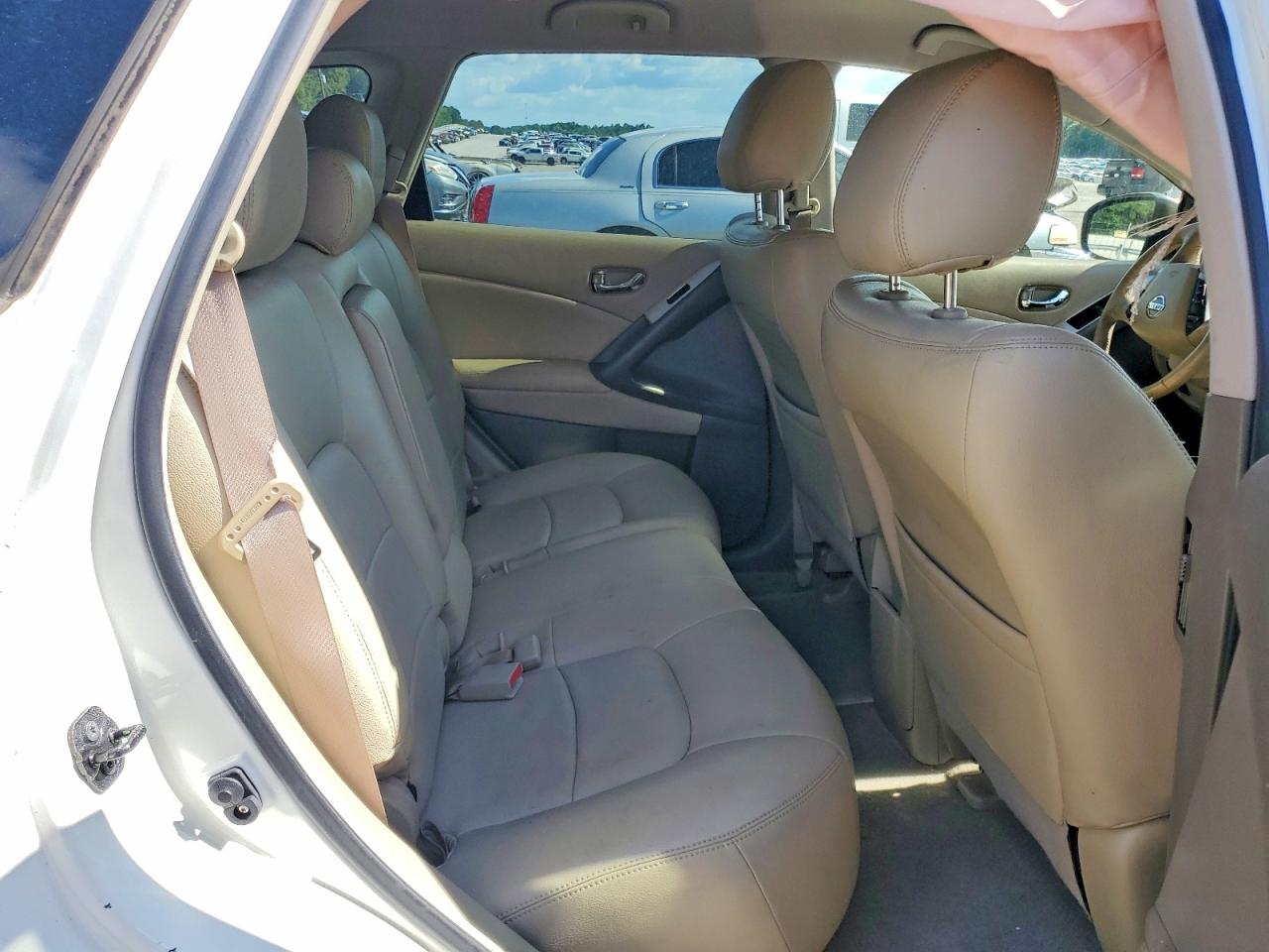 Nissan Murano S