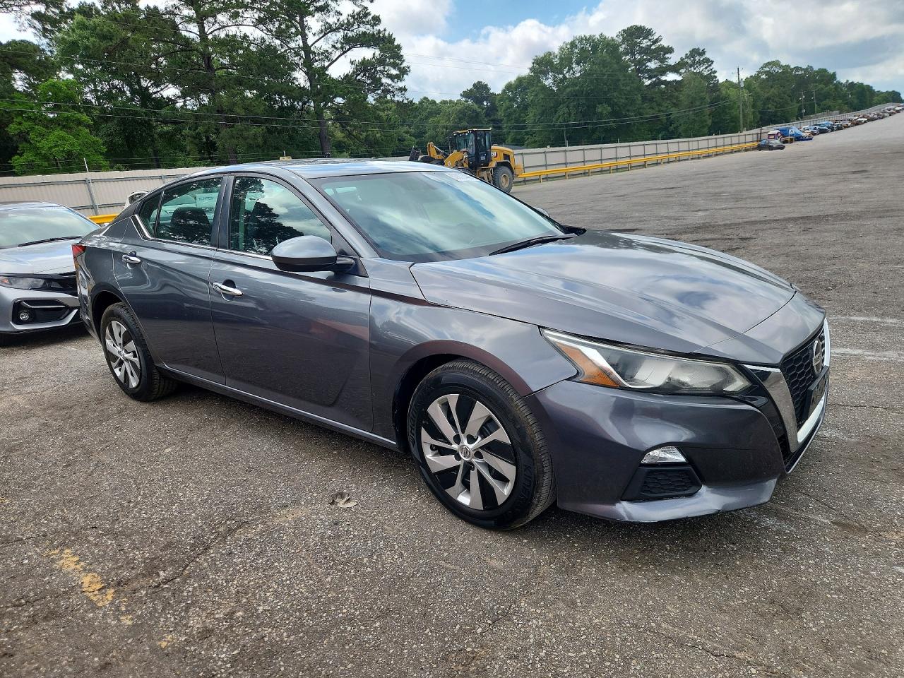 Nissan Altima S