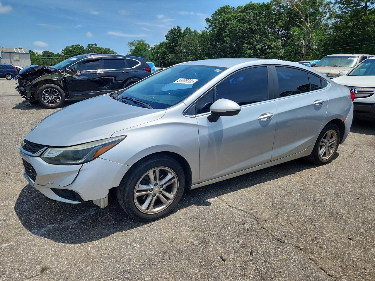 Salvage Chevrolet Cruze Image