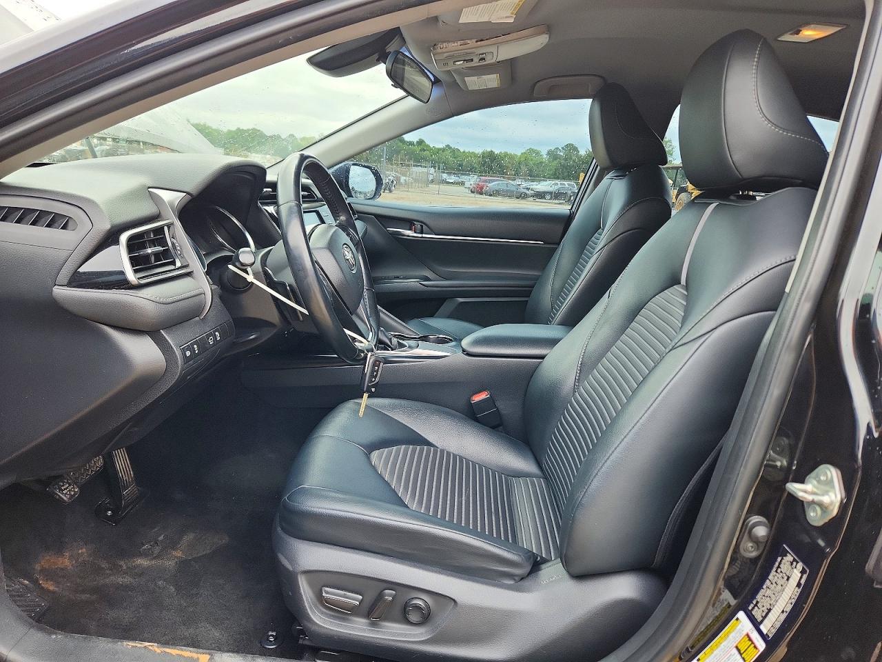 Toyota Camry Se