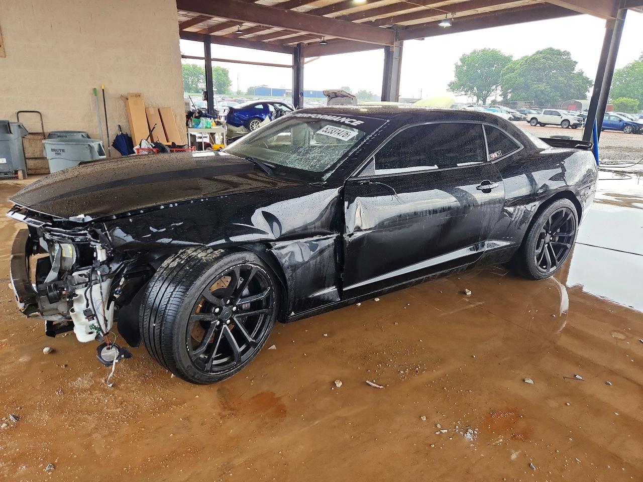 Salvage Chevrolet Camaro Image