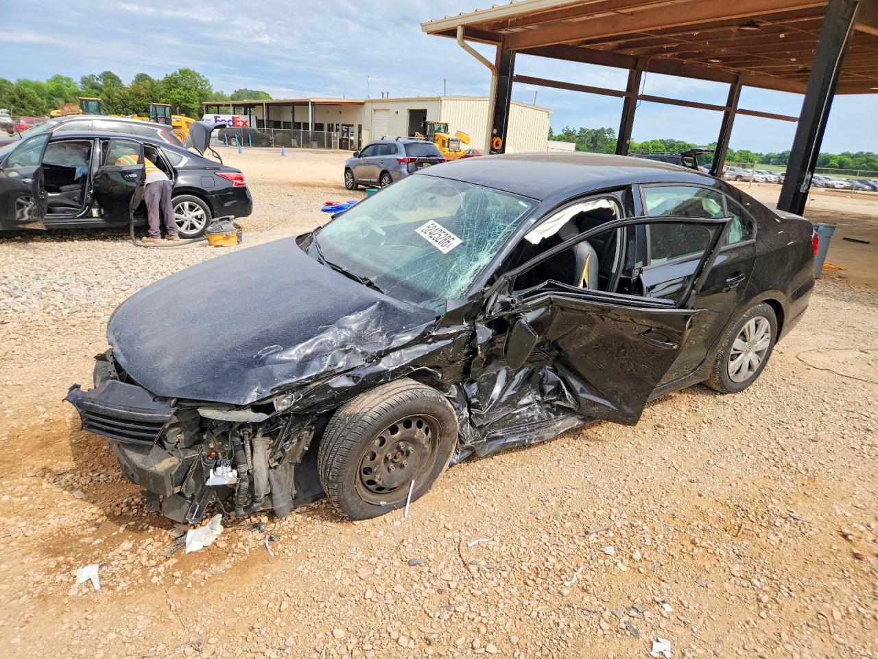 Salvage Volkswagen Jetta Image