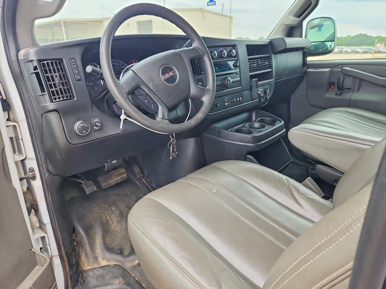 GMC Savana G2500