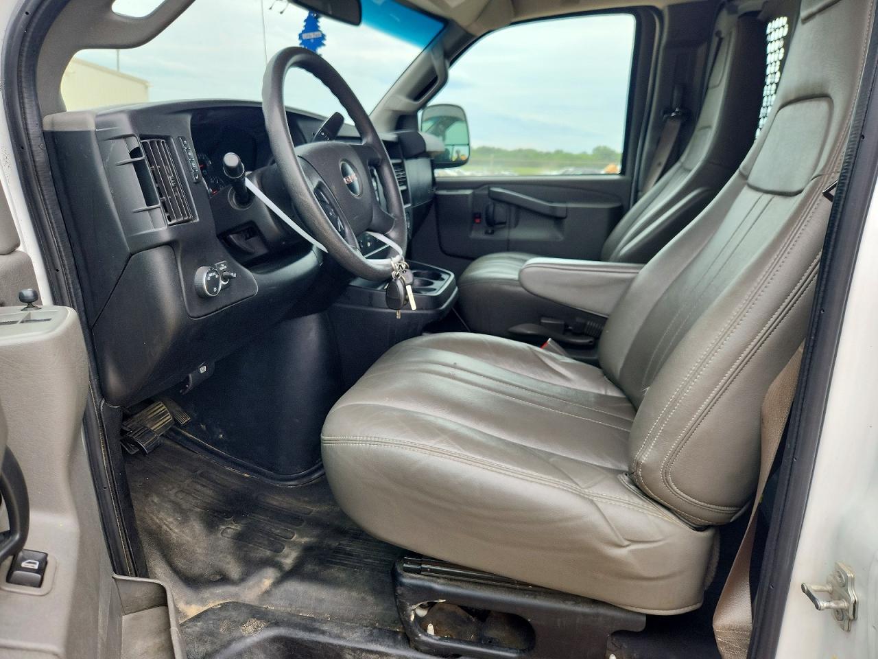 GMC Savana G2500