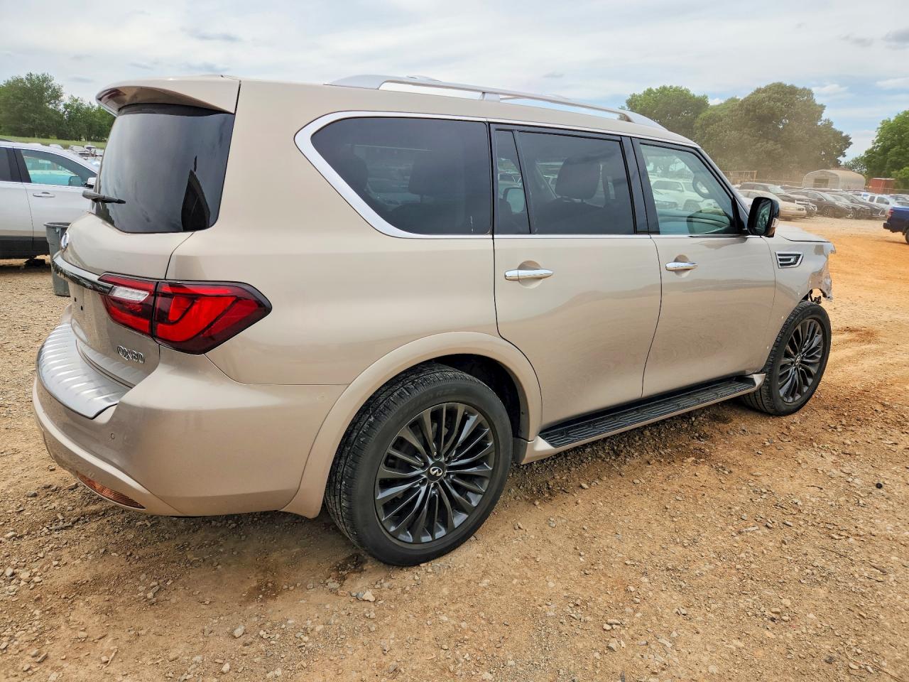 INFINITI Qx Premium Select