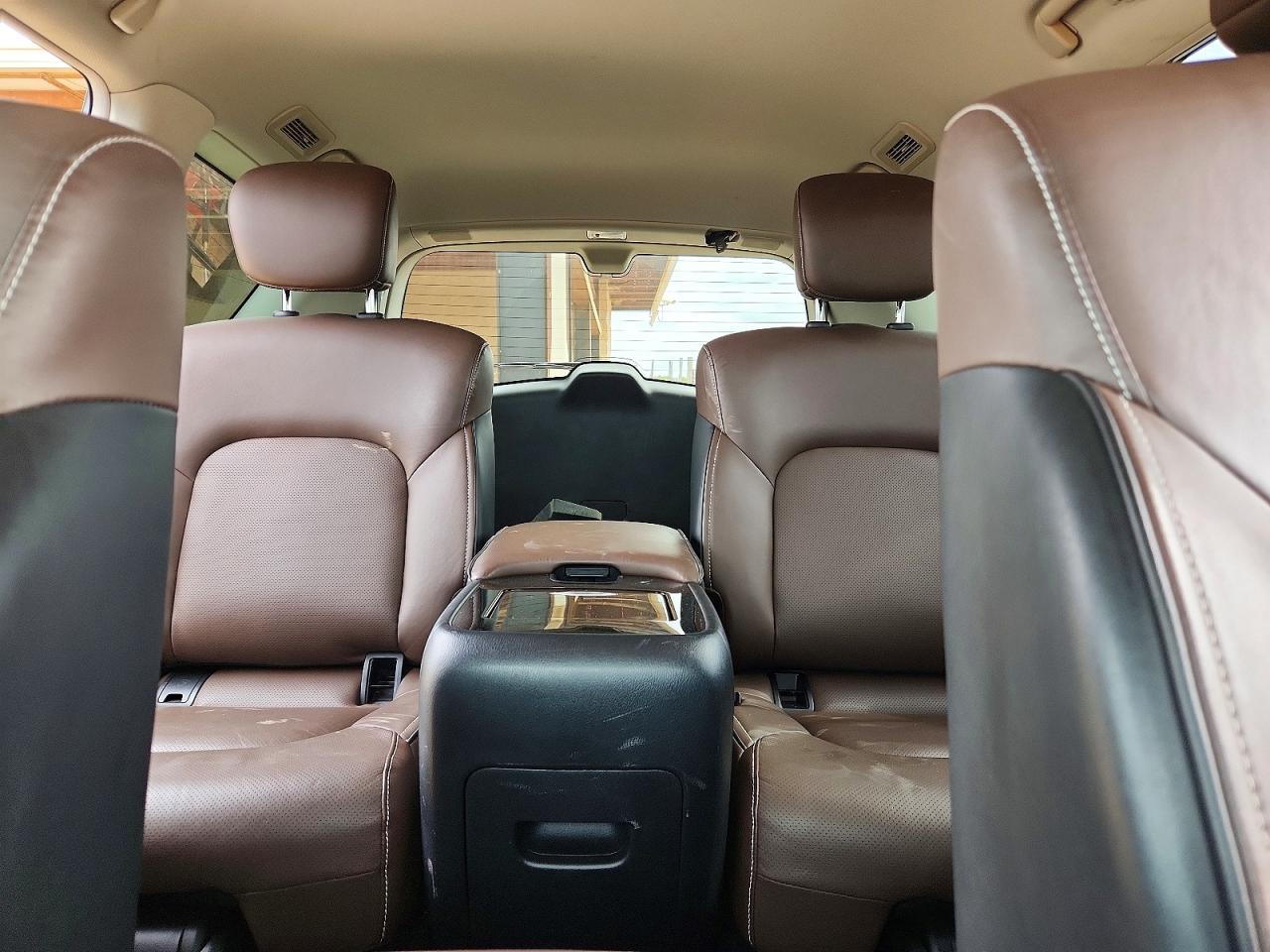 INFINITI Qx Premium Select