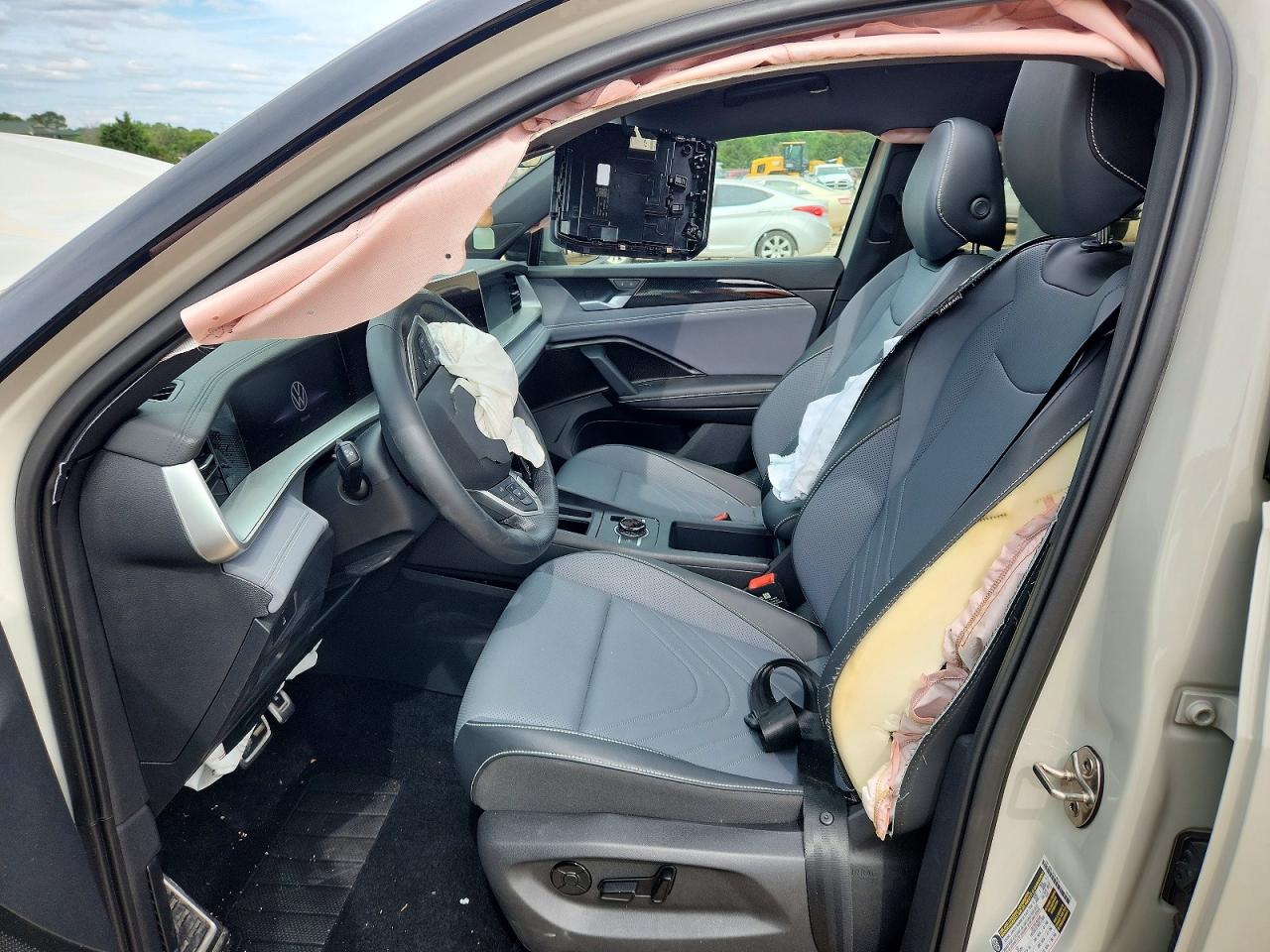 Volkswagen Tiguan Se R-line Black