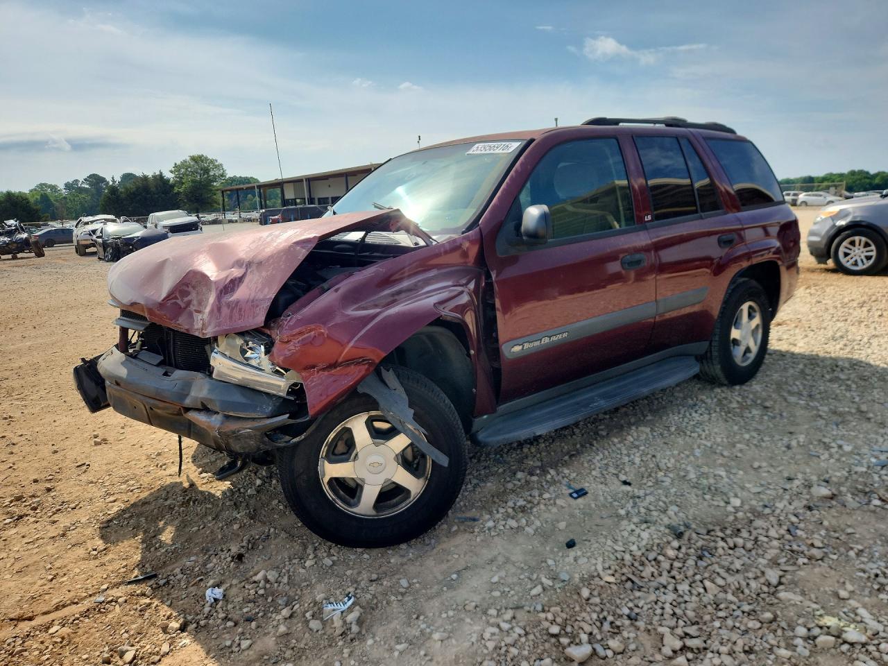 Salvage Chevrolet Trailblaze Image