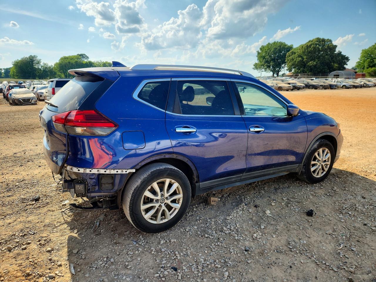 Nissan Rogue Sv