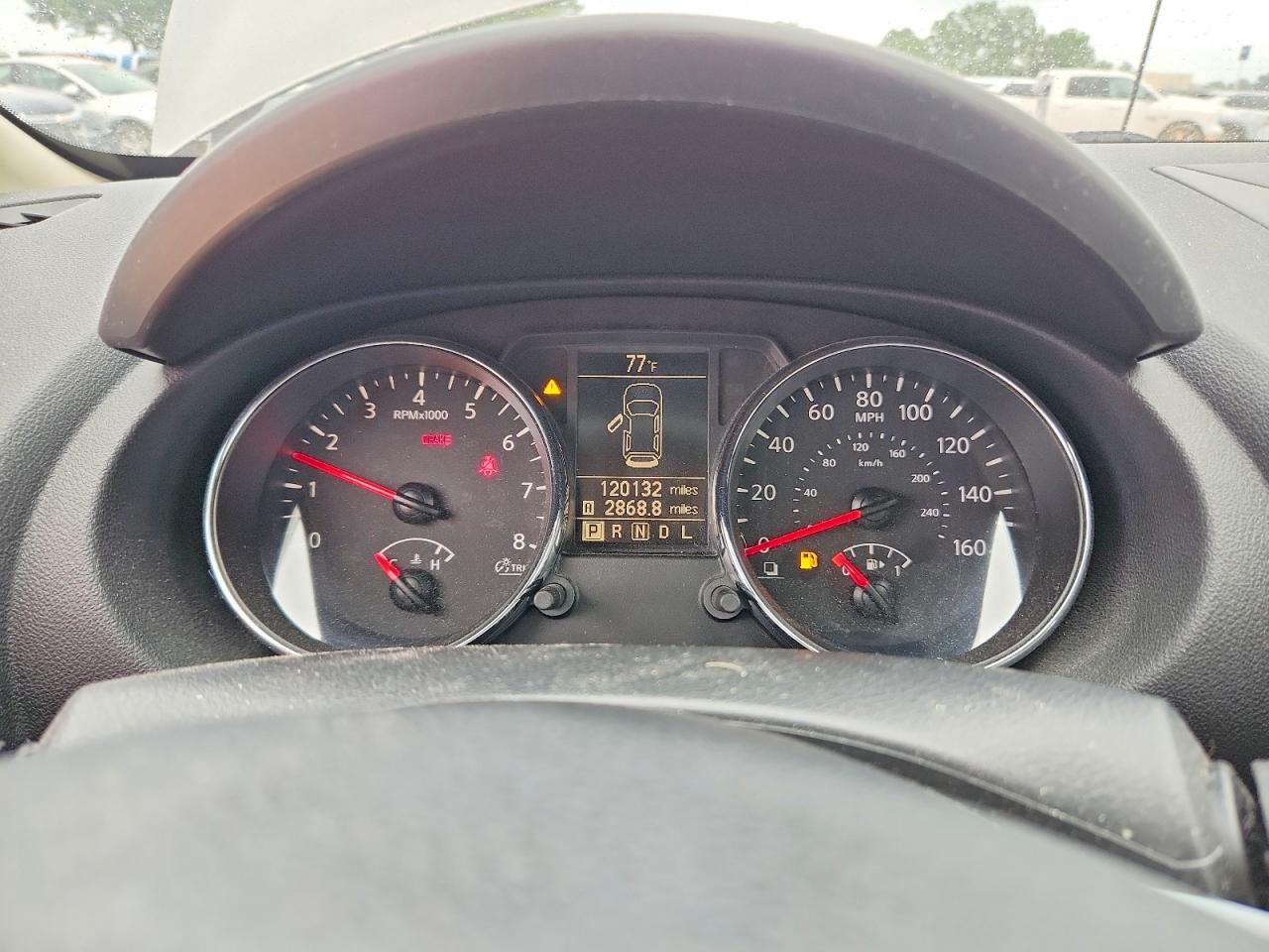 Nissan Rogue S