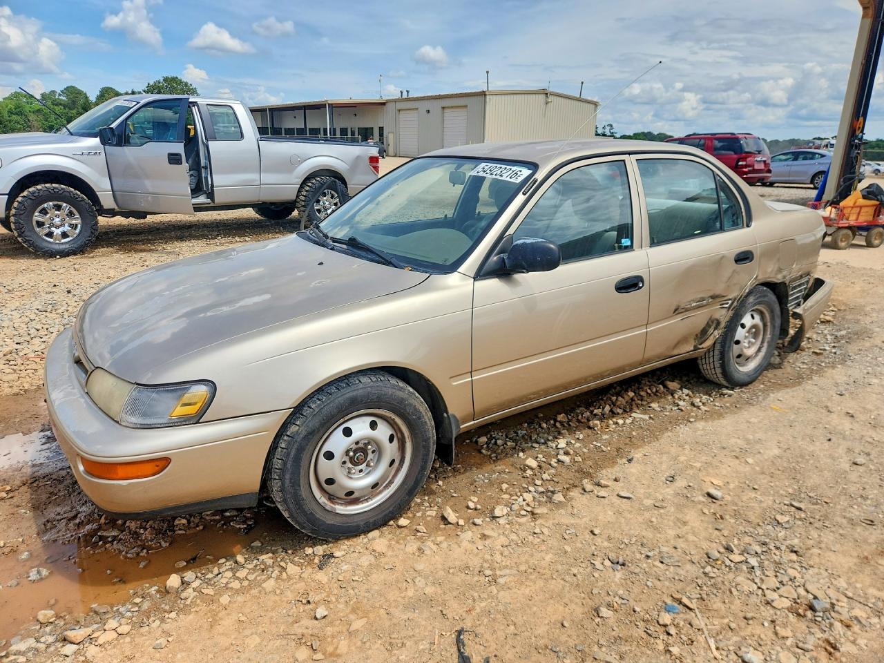 Salvage Toyota Corolla Image