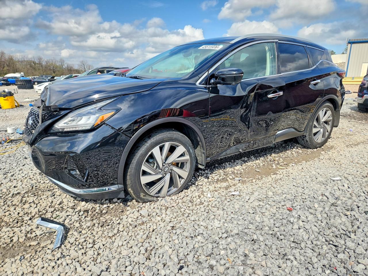 Salvage Nissan Murano Image