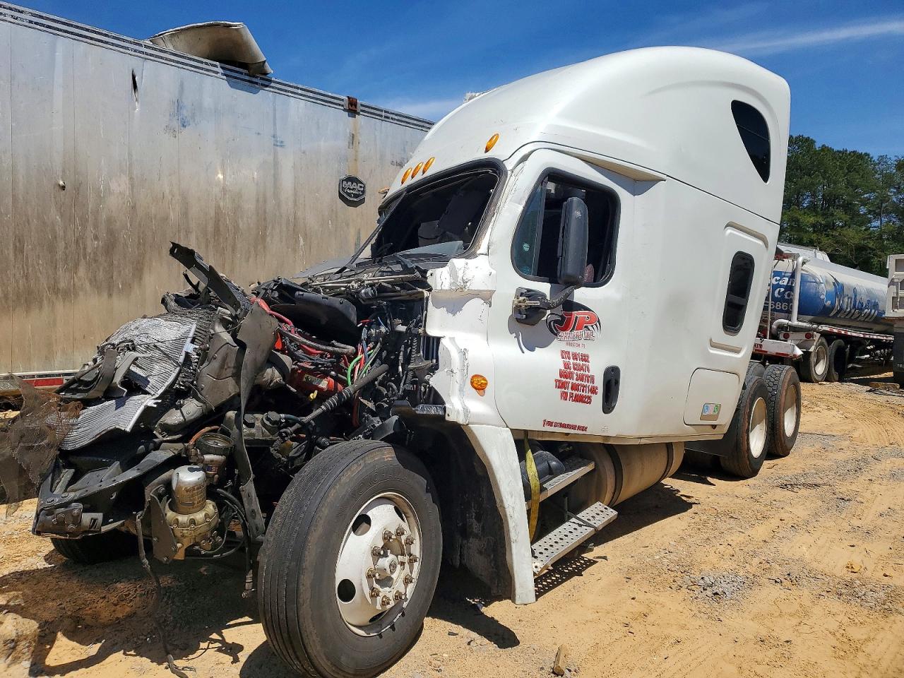 Freightliner Cascadia 125