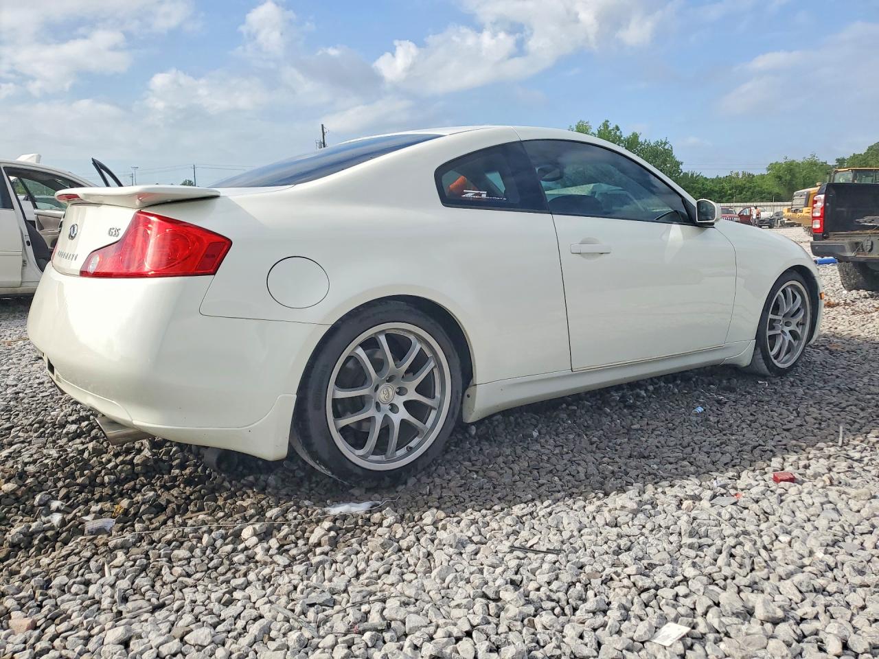 INFINITI G35 Base