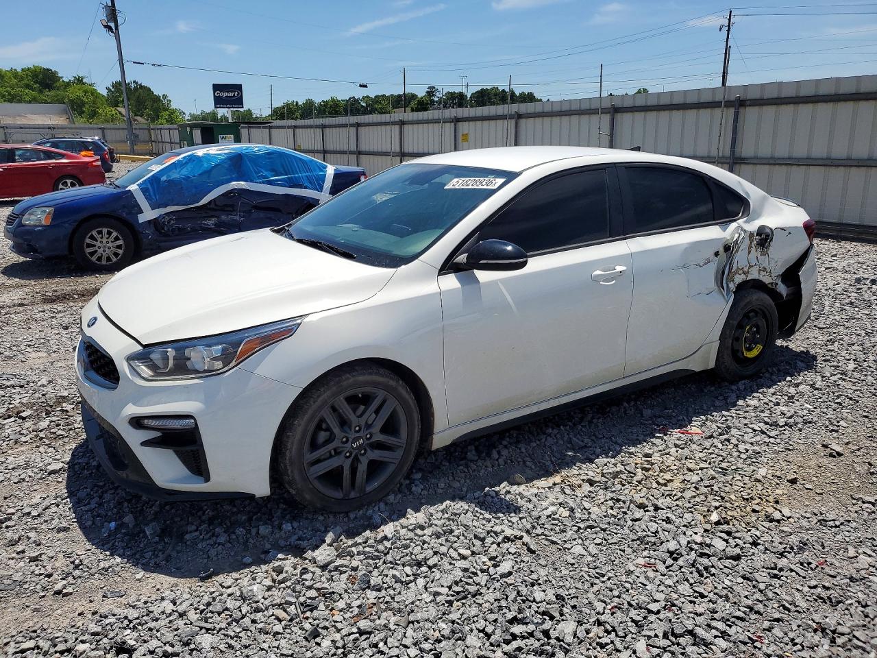 Salvage Kia Forte Image