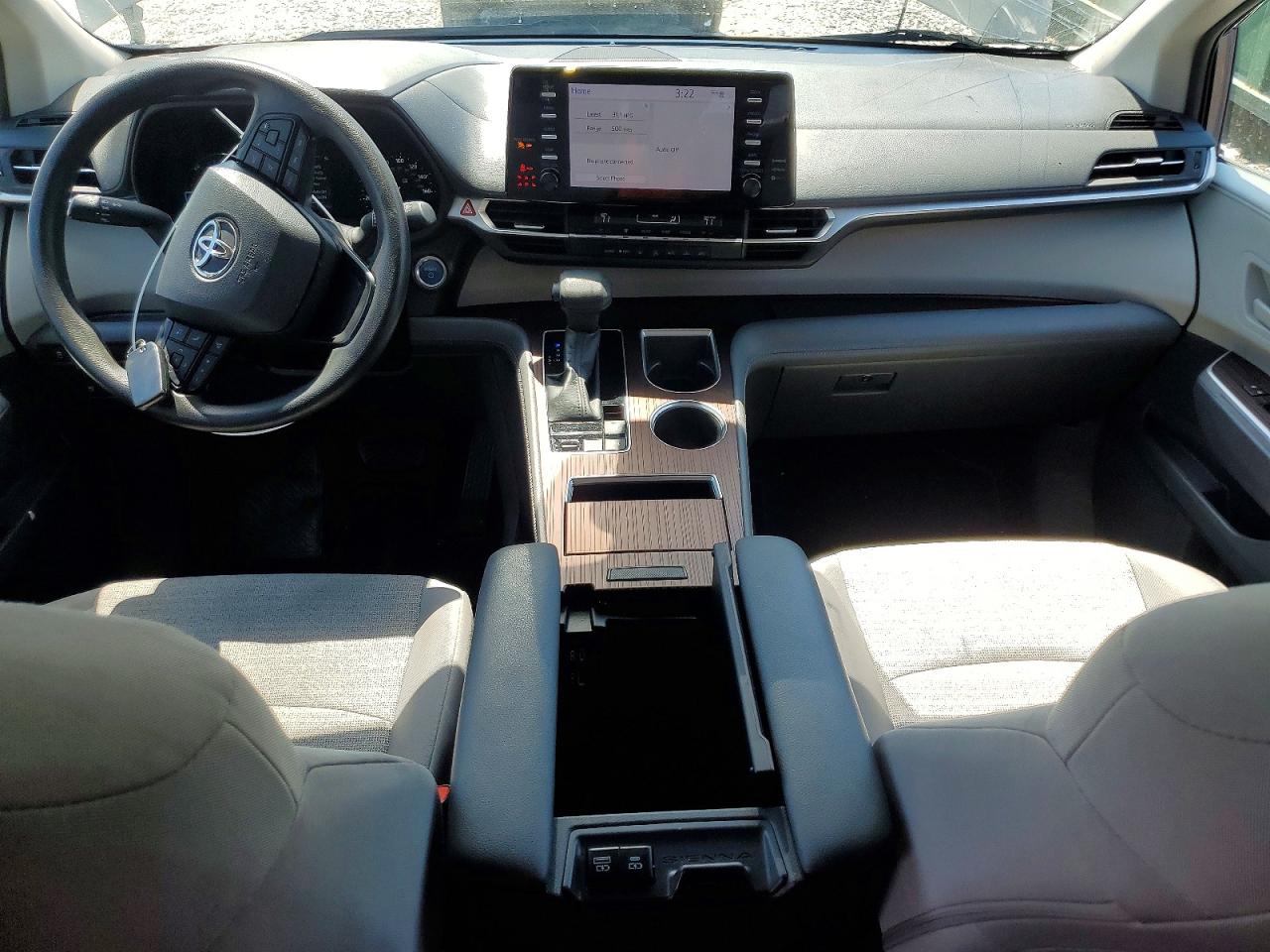 Toyota Sienna Le