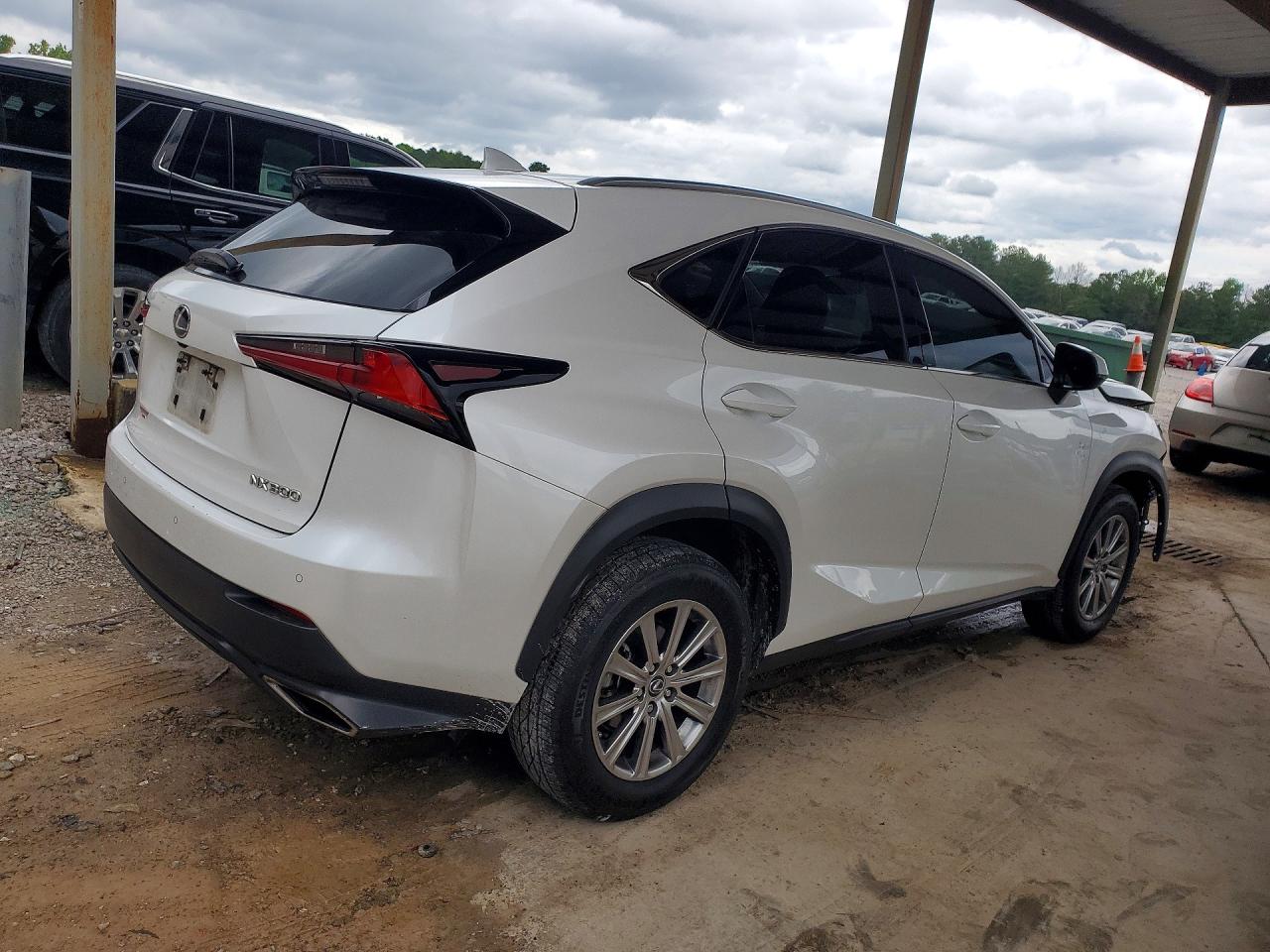 Lexus NX 300