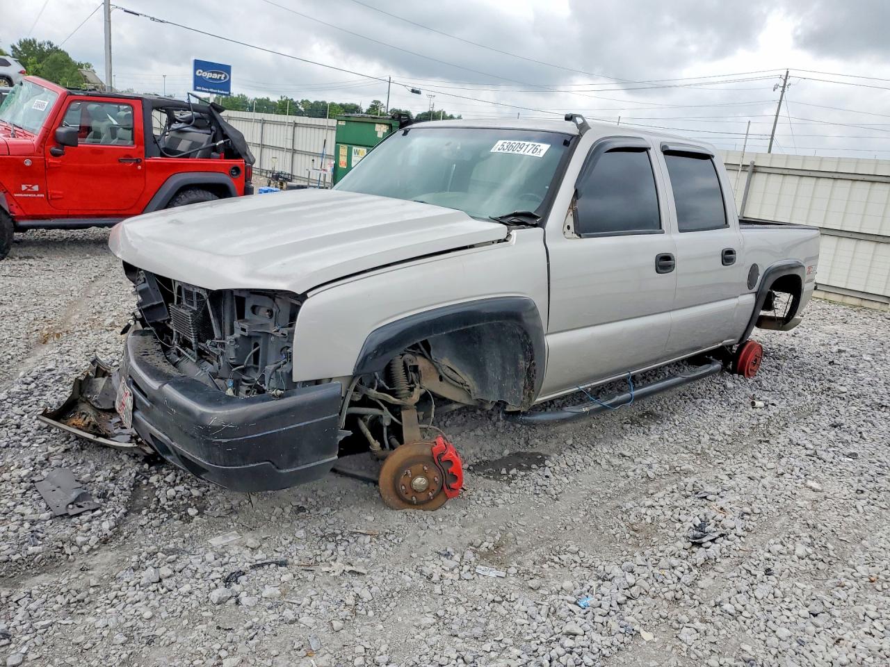Salvage Chevrolet Silverado Image