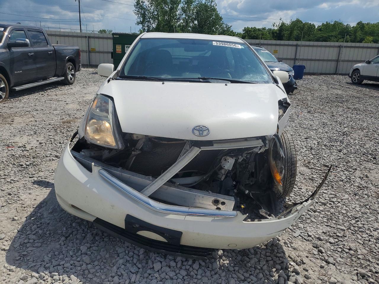 Toyota Prius Base