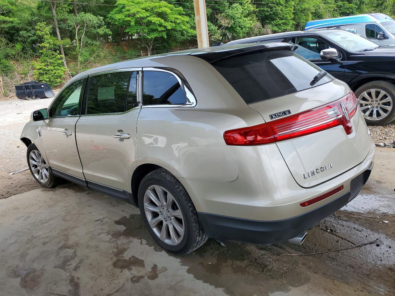 Lincoln MKT