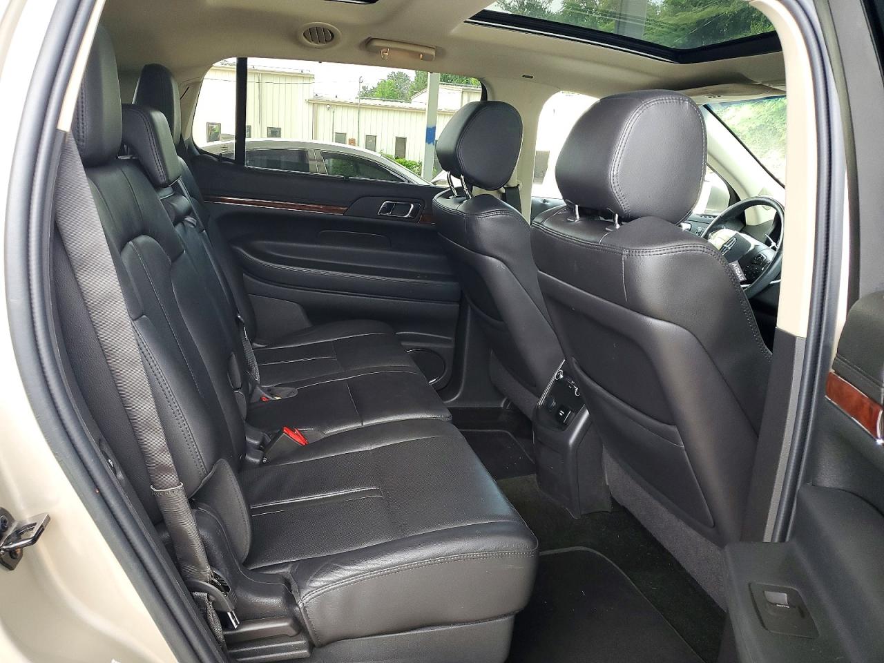 Lincoln MKT