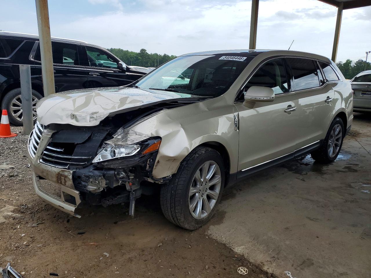 Salvage Lincoln MKT Image