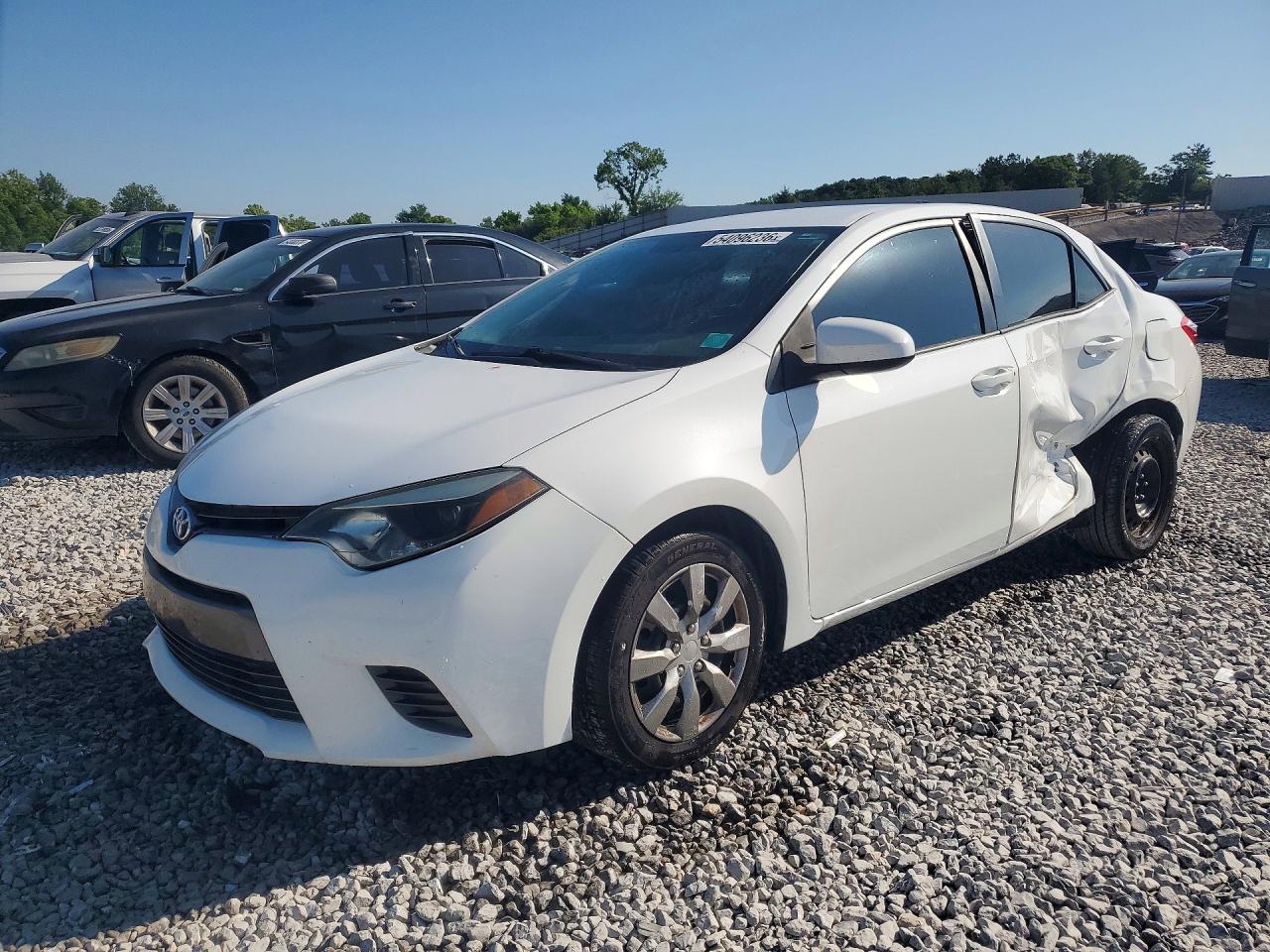 Salvage Toyota Corolla Image