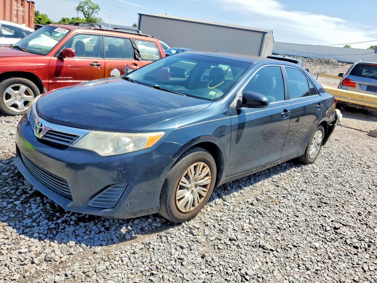 Salvage Toyota Camry Image