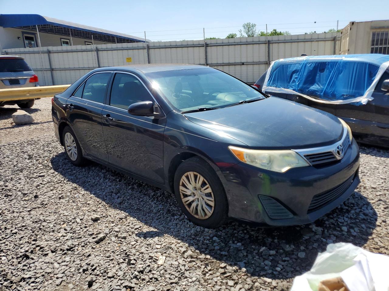 Toyota Camry L