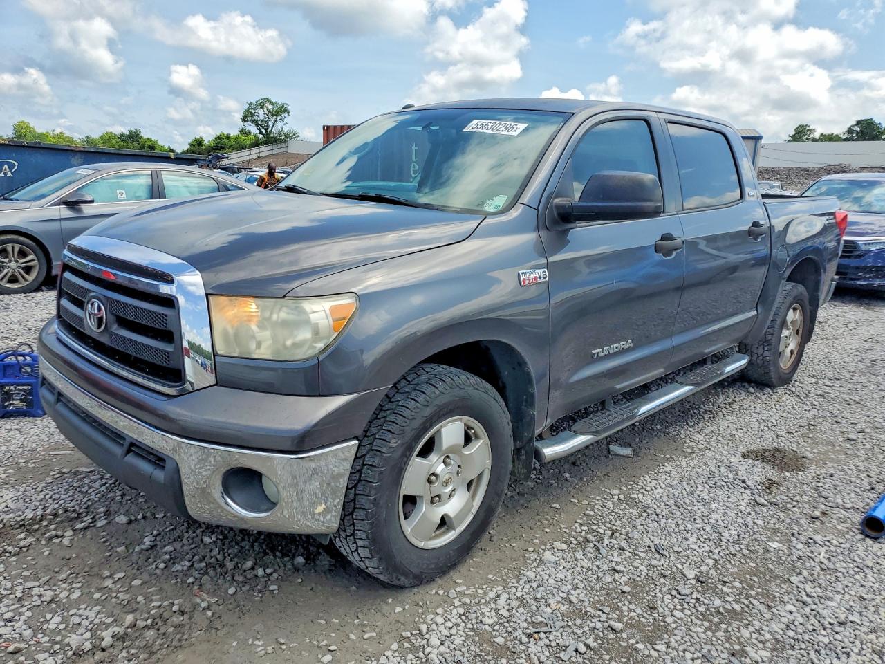 Salvage Toyota Tundra Image