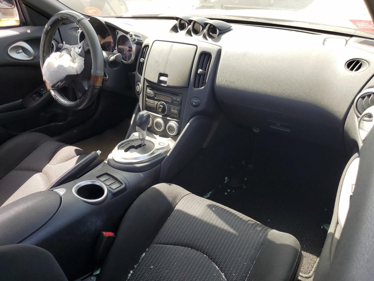 Nissan 370Z Base