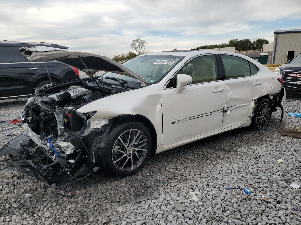 Salvage Lexus Es Image