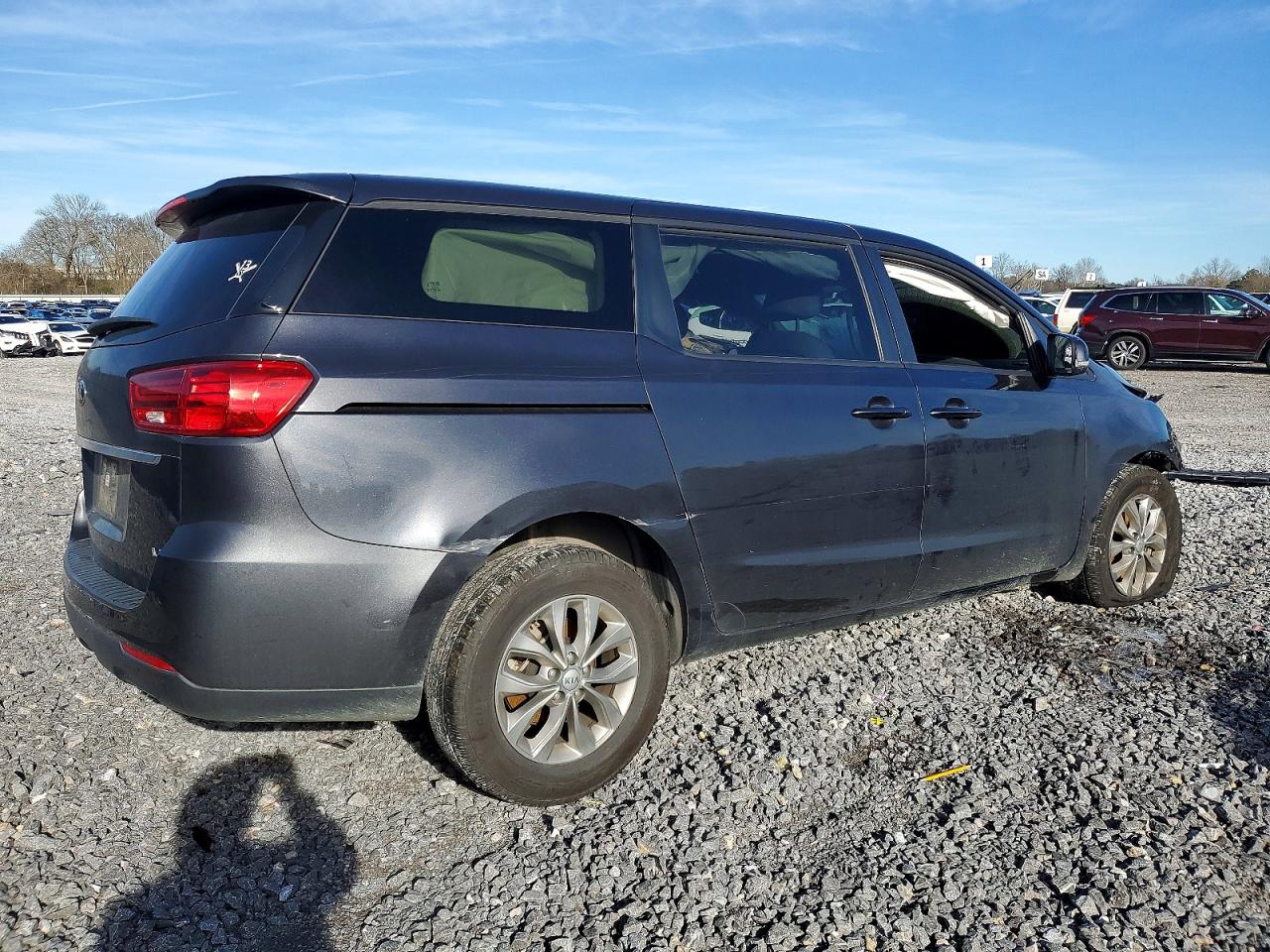 Kia Sedona Lx