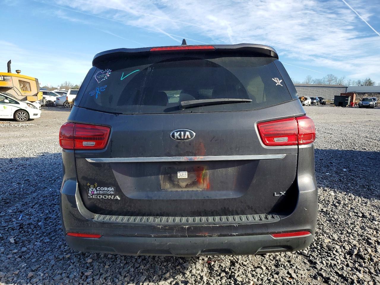 Kia Sedona Lx