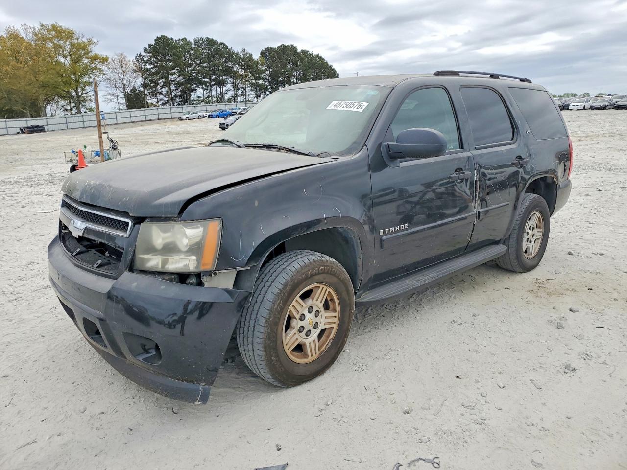 Salvage Chevrolet Tahoe Image