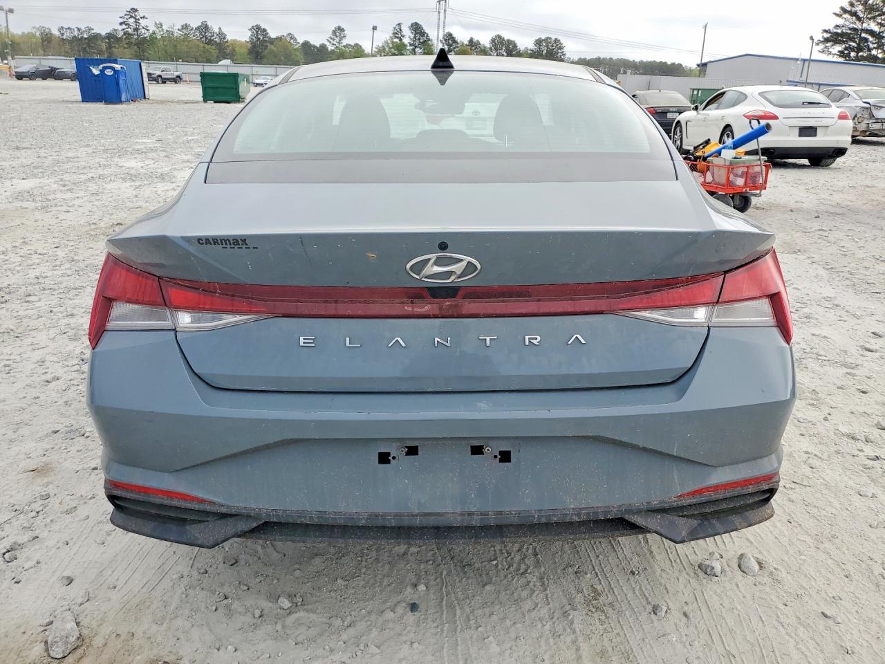 Hyundai ELANTRA Sel